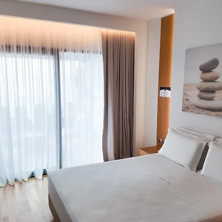 Otel Coral 4*