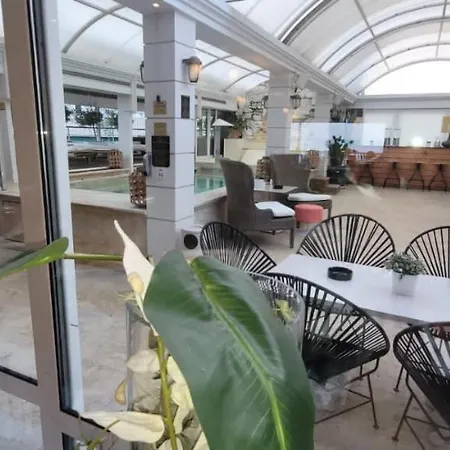 Coral Hotell 4*