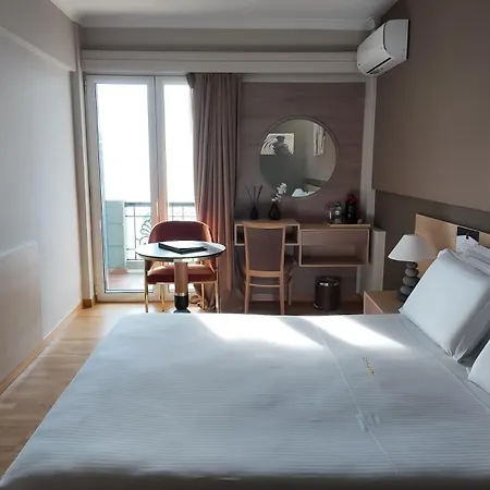 Coral Hotell Aten